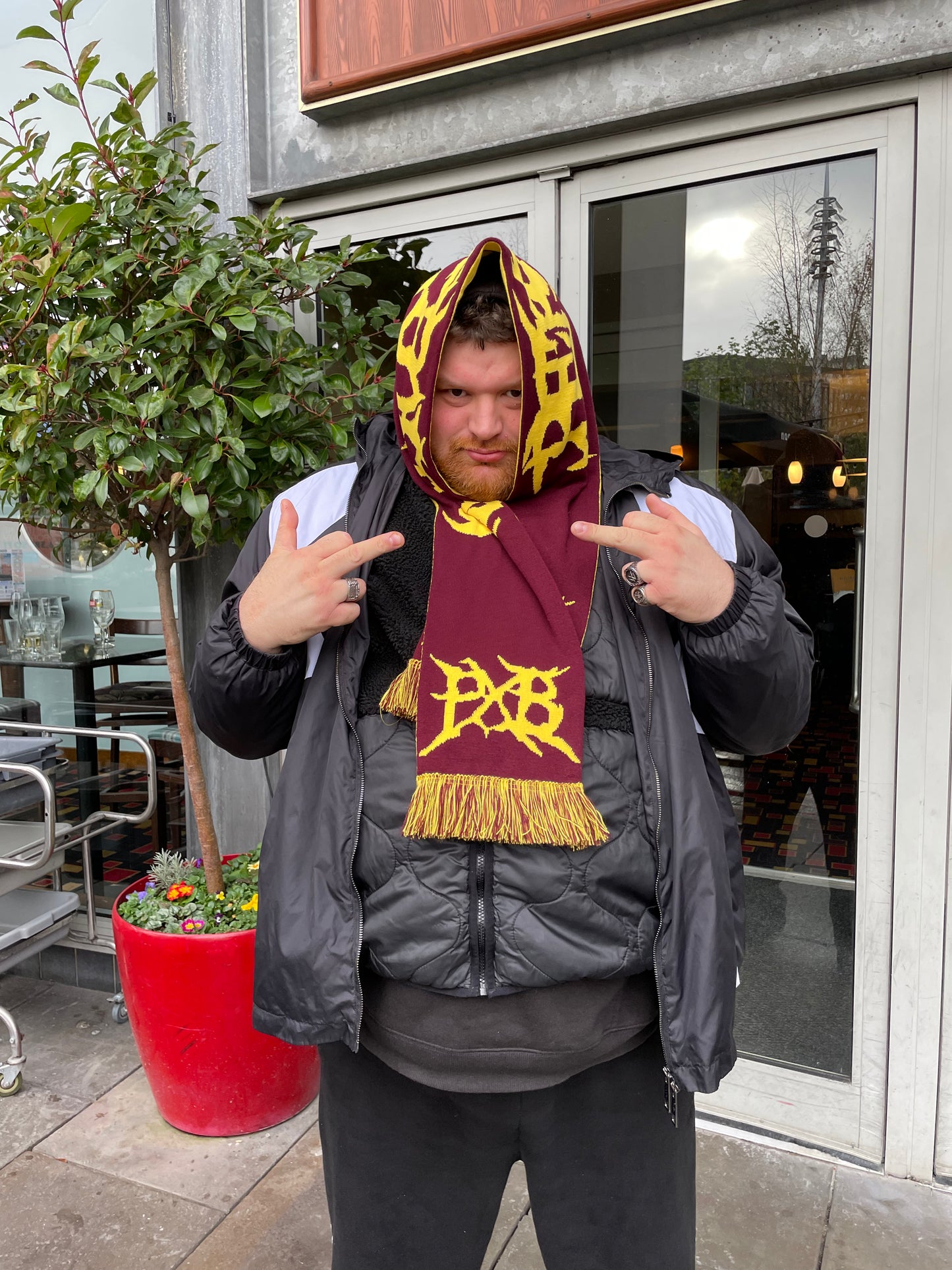 PERCYBONES HOOLIGAN SCARF